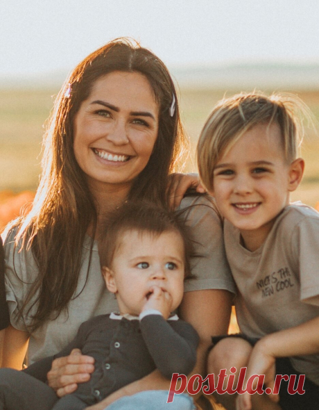 Отправлял работать в Пятёрочку: как женщины выживают в нищете в декрете
Источник фото: unsplash.com Автор фото: Nathan Dumlao Лена всегда хотела счастливую семью. Чтобы любовь, взаимопонимание, забота, дом полная чаша. Но что-то не задалось.  Ее муж был не против свадьбы и детей. Правда, Лена поздно поняла, что абстрактное «был не против» и активная заинтересованность в этом, деятельность — это разные вещи.  Игорь работал офис-менеджером с 9:00 […]
Читай дальше на сайте. Жми подробнее ➡