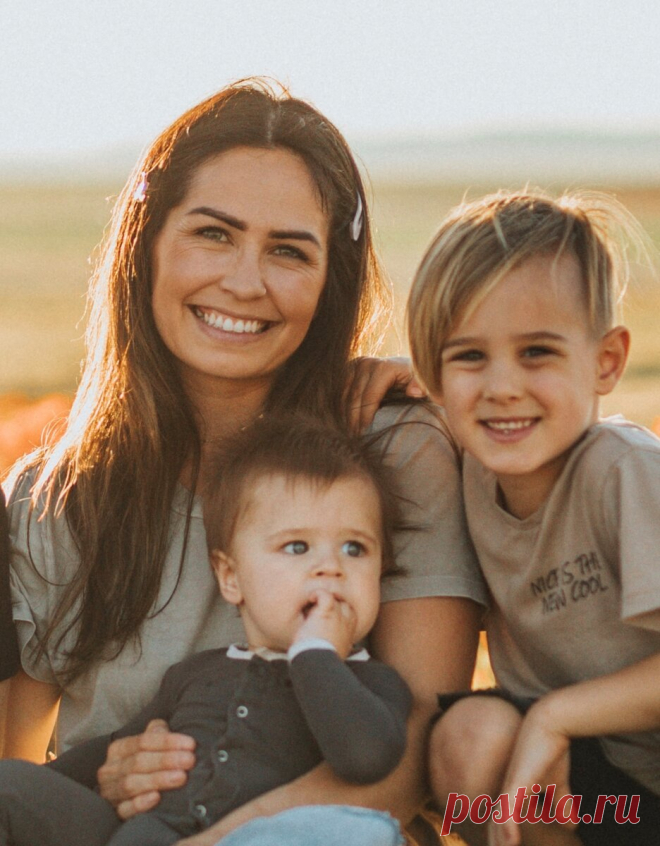 Отправлял работать в Пятёрочку: как женщины выживают в нищете в декрете
Источник фото: unsplash.com Автор фото: Nathan Dumlao Лена всегда хотела счастливую семью. Чтобы любовь, взаимопонимание, забота, дом полная чаша. Но что-то не задалось.  Ее муж был не против свадьбы и детей. Правда, Лена поздно поняла, что абстрактное «был не против» и активная заинтересованность в этом, деятельность — это разные вещи.  Игорь работал офис-менеджером с 9:00 […]
Читай дальше на сайте. Жми подробнее ➡