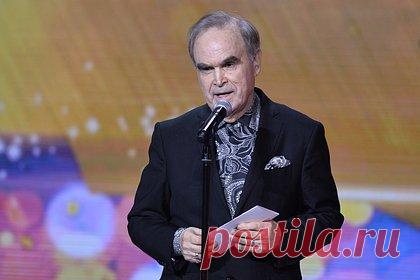 Появились подробности о состоянии режиссера Глеба Панфилова. Врачи оценивают состояние госпитализированного режиссера Глеба Панфилова как тяжелое. По доступным данным, кинематографисту диагностировали инфаркт мозга с кровоизлиянием. Сотрудники медучреждения борются за здоровье пациента, состояние которого оказалось осложнено тромбоцитозом и пневмонией.