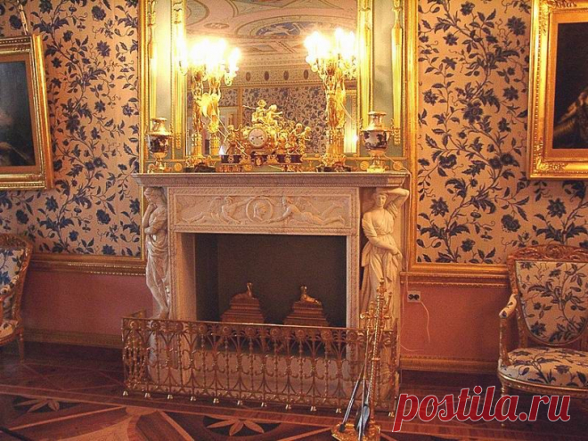 Екатерининский дворец. Парадная Голубая гостиная