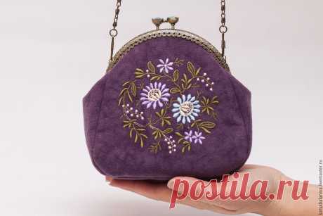 45b235eb83e85296b279d2ff92c0--sumki-aksessuary-vechernyaya-sumochka-na.jpg (1500×1000)