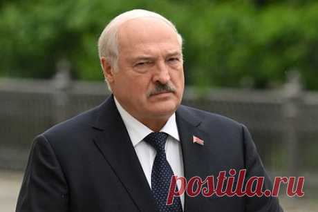 Лукашенко рассказал о рубеже обороны вокруг Москвы во время мятежа. Вокруг Москвы 24 июня, в день мятежа, был выстроен рубеж обороны. Об этом заявил президент Белоруссии Александр Лукашенко. По его словам, он торопился завершить переговоры, так как опасался, что если бойцы частной военной компании «Группа Вагнера» дойдут до рубежа обороны, то прольется кровь.