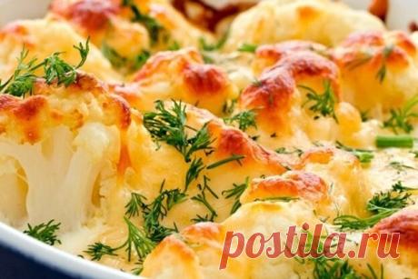 Цветная капуста с чесноком и сыром.Facebook