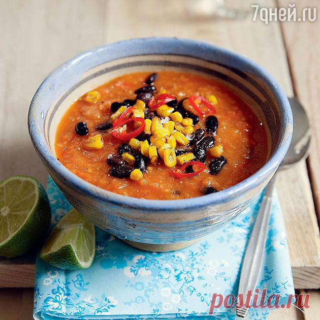 Рецепты от Дарьи Донцовой: суп с курицей, фасолью и кукурузой