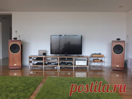 Tannoy Glenair 15&quot; / ST 200
Cyrus CD XTSE2/PSX-R/DACX+/PSX-R /Pink Triangle Anniversary/SME IV/Clearaudio Accurate front ends