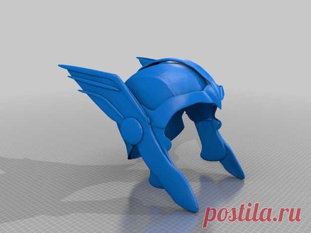 Thor Ragnarok Helmet V1 by Jace1969 An old Pepakura file from Pepakura.com that I'd been meaning to upload for some time.
Recently inspired by Killonious's very well rendered model found over here ; )http://www.thingiverse.com/thing:2290282
Will need splitting up and as always check the sizing suits your needs, Cheers Jace