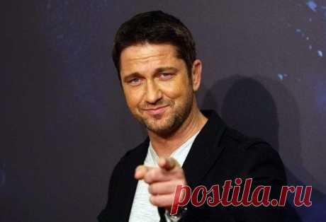 Не можешь сделать женщину счастливой - не мешай другому.
Джерард Батлер