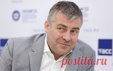 Forbes: в России появился новый миллиардер, заработавший капитал в фармацевтике. По данным издания, цена одной акции ПАО &quot;Промомед&quot;, которая является основой состояния Петра Белого, достигла 420,85 рубля
