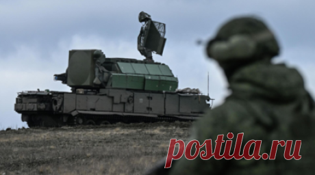 Массированный налёт БПЛА: над регионами России сбили 519 украинских беспилотников. В ночь на 6 июля над регионами РФ перехватили 519 украинских беспилотников, сообщает Минобороны. В Ярославской области при атаке БПЛА два человека получили осколочные ранения. В Ленинградской области повреждены инфраструктурные объекты на Лужском полигоне и в районах портов Усть-Луга и Высоцк. В Калужской области возгорание на промышленном предприятии — сотрудников оперативно эвакуировали. Пострадавших нет.…