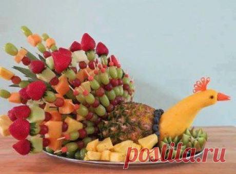 Фруктовая птичка. А вы часто оформляете фруктовые блюда оригинально?