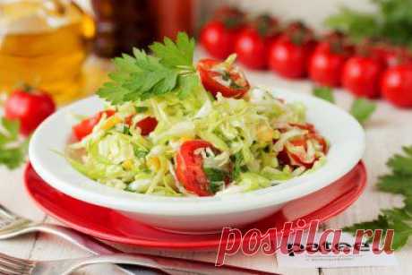 Салат из молодой капусты с помидорами черри и кукурузой - рецепт с фотографиями