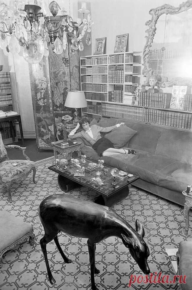 Coco Chanel-by-Willy-Rizzo | © Pleasurephoto