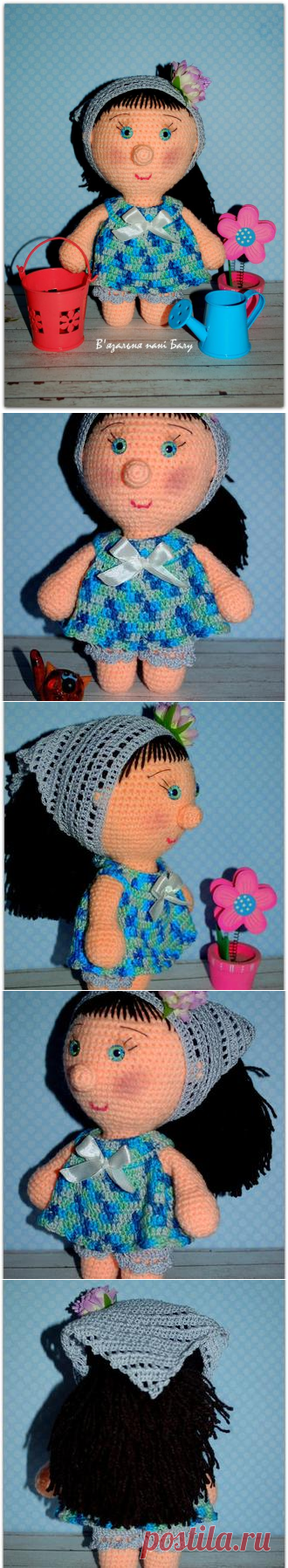 Знакомьтесь, Дачница Люся. Любит активно-огородный отдых и цветы 🌷 
Ростиком 20 см. Носит платьице, ажурные штанишки и косынку, чтобы солнышко не пекло.
Все элементы одежды снимаются и одеваются. 
Из инвентаря у Люси ведерко, лейка и цветок, практически собственноручно выращенный. А, еще кот иногда под ногами путается.