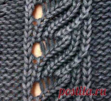 УЗОР В КОПИЛКУ - АЖУРНАЯ ДОРОЖКА
#вязание #рукоделие #спицы 

Симпатичная ажурная дорожка, пригодится для вязания нарядных вещей. Забирайте в копилку.

На схеме указаны нечетные и четные ряды. Раппорт узора c 1го ряда по 6ой в высоту.

В изнаночных рядах обозначение "две вместе лицевой"(на лицевой стороне - наклон вправо) вяжутся как две вместе изнаночной, "две вместе протяжкой"(на лицевой стороне - наклон влево) вяжутся так - снять 2 петли как лицевые на правую спицу, зат...
