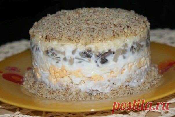 Салат с курицей , грибами и грецким орехом!!!!

Ингредиенты:
Филе куриное - 150 г
Яйца - 2 шт
Показать полностью…