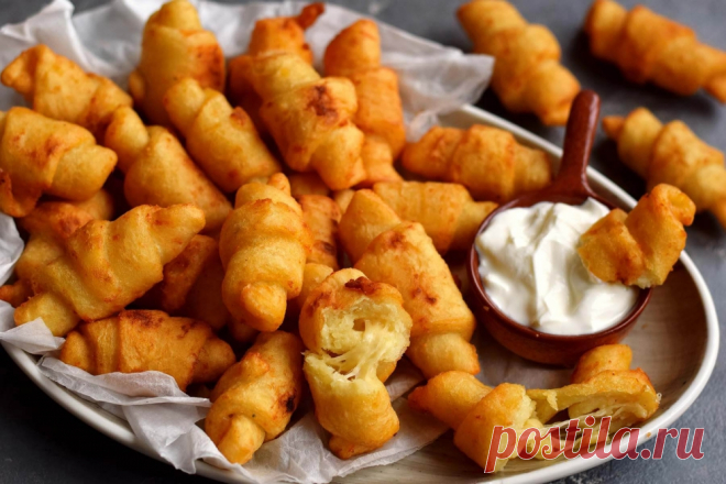 Картофельные рогалики с сыром
