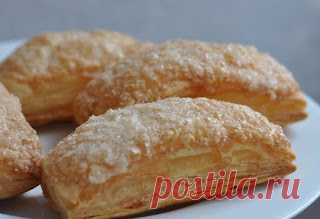 Мы мамочки!: Язычки слоеные.