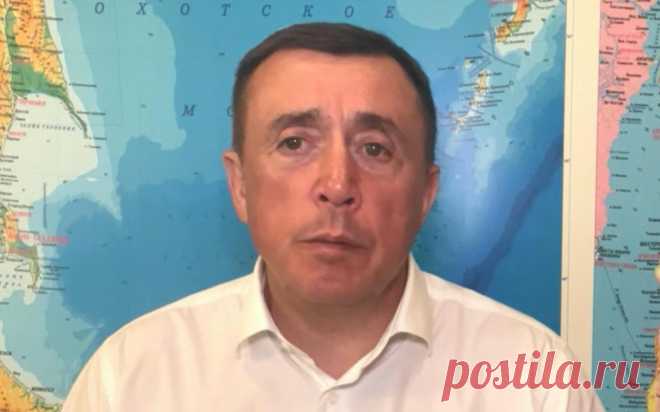 Сахалинский губернатор рассказал о последствиях трех волн цунами. В результате землетрясения на Сахалине зафиксировали три волны цунами, последняя «фактически залила порт и рыбоперерабатывающее производство», сообщил губернатор Валерий Лимаренко в эфире телеканала РБК.