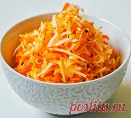 Сказочный салат
 
Репа — овощ, о котором мы вспоминаем редко. А зря, ведь это кладезь витаминов. Так что летний рецепт салата из репы вполне украсит сезонное меню. Нарезаем соломкой 3 средние моркови, 2 репы и 1 крупное яблоко (предварительно очистив его от кожуры и семян). Готовим заправку для легкого салата: смешиваем 1 ч. л. оливкового масла, сок половины лимона, ½ ч. л. коричневого сахара. Заправляем салат, добавляем любимые специи: хорошо подойдет сушеный розмарин или...