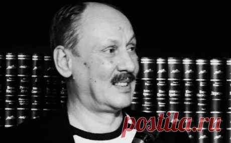«Большой Поэт не ходит в туалет»: интервью с Сергеем Плотовым | Imenno.ru