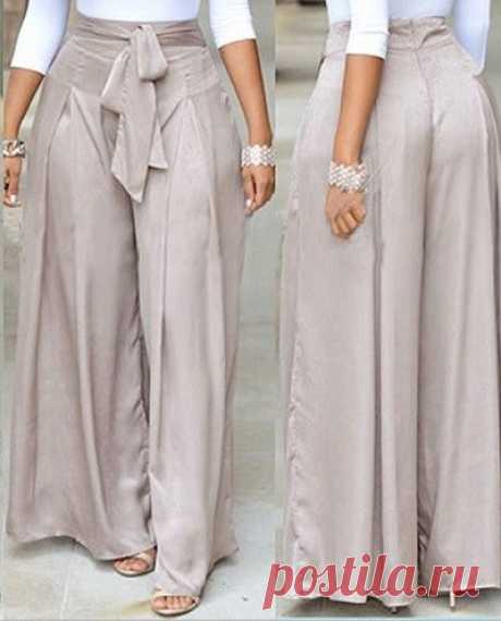 Calça Pantalona com pregas