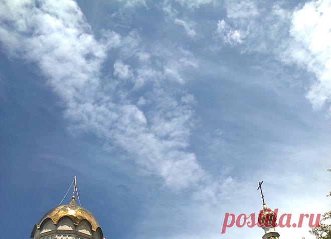 зафиксировано в г. Алматы(Алма-АТА, Верный)- облачный образ Всемогущего Спасителя и Хозяина всея Христа Бога нашего(мус.: Аллах, Нов.Завет: "Бог един, обряды поклонения разные ЕМУ"...) Всемощною Богородице Царице неба и земли(мус.: Сеиде Мариам, Сура 87 аль-Аля, аят 8: "Мы облегчим тебе дорогу к легчайшему")