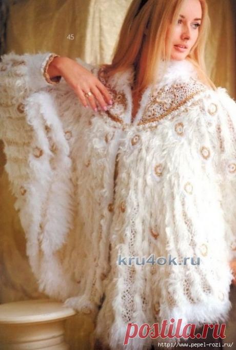 Вязаный эксклюзив: Шикарная накидка "Белый павлин" крючком от Марии Казановой
