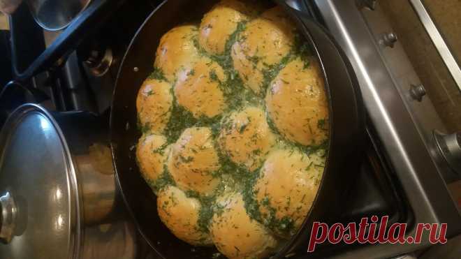 Пампушки с чесноком к украинскому борщу | Picantecooking
