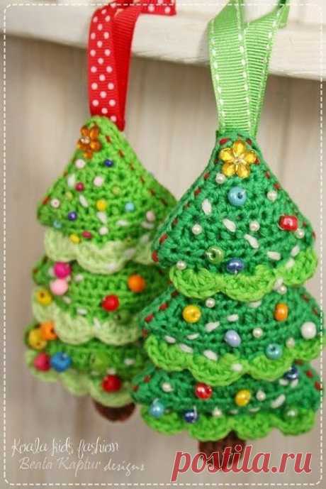 Crochet Pattern - Christmas Tree Ornament - eBook/pdf pattern