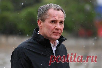 Украинские беспилотники сбросили взрывчатку на жилые дома в российском регионе