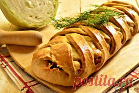 Кулебяка с капустой и яйцом