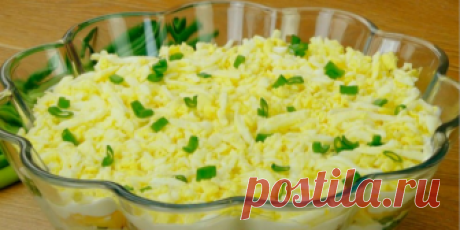 Самый вкусный салат, который делают в Польше. И готовится просто! Этот салат – единственное блюдо польской кухни, которое я обожаю просто. Салат с тунцом пользуется в Польше большой популярностью. Готовится быстро и