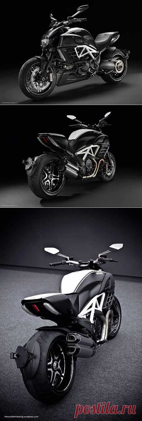 Bikers Life - Ducati Diavel &quot;AMG Special Edition&quot;