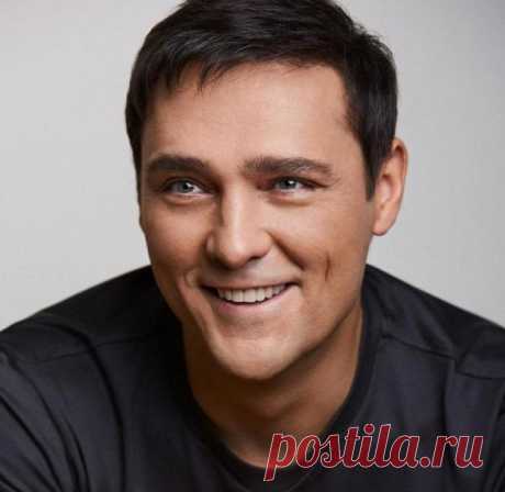 Юрий Шатунов перенес операцию: что случилось с исполнителем хита &quot;Белые розы&quot;