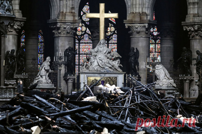 Внутри сгоревшего Нотр-Дам де Пари — собора Парижской Богоматери | ФОТО НОВОСТИ