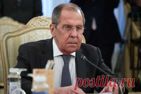 Лавров заявил о похищенных США с нарушением законодательства россиянах. Глава МИД России Сергей Лавров в ходе пресс-конференции на Генассамблее ООН заявил, что россияне Виктор Бут и Константин Ярошенко, находящиеся в американских тюрьмах, были похищены с нарушением законодательства, однако Вашингтон не прислушивается к этому аргументу, хотя Москва пыталась решить судьбу сограждан.