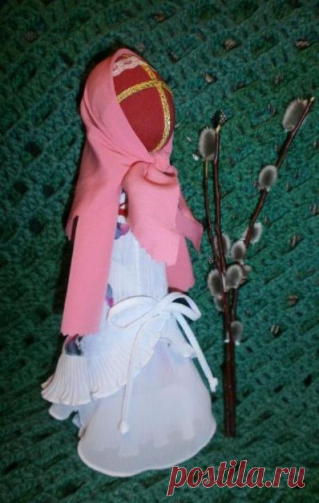 Пасхальная кукла из яйца. М.К. Зинаиды Лётиной. Полоцк. Белорусь.