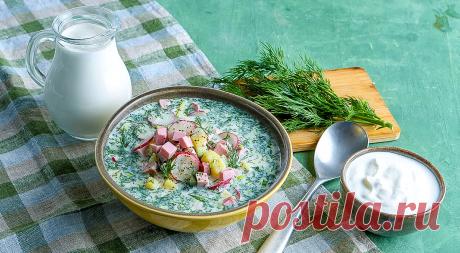 Окрошка на кефире с минеральной водой и мясным ассорти
Окрошка на кефире с минеральной водой и мясным ассорти — одна из самых удачных версий главного летнего холодного супа.