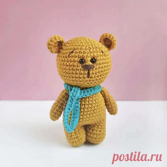 PDF Мини Мишка крючком. FREE crochet pattern; Аmigurumi animal patterns. Амигуруми схемы и описания на русском. Вязаные игрушки и поделки своими руками #amimore - маленький мишка из обычной пряжи, медведь, медвежонок.