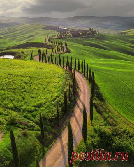Stunning Landscape and Travel Photography by Senai Senna Spectacular travel shots by Senai Senna, talented self-taught photographer, retoucher and traveler from Switzerland. Senai focuses on traveling and landscaping.
