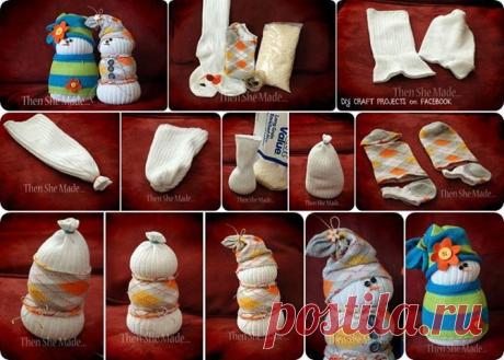 Прекрасный DIY очаровательны носок снеговики | WonderfulDIY.com