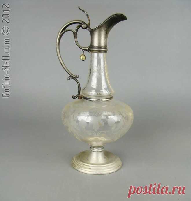 Графин  1797г. «...Львов и антиквариат - символы cтарины и красоты...» Антикварный магазин-салон «Готик-Холл» это широкий выбор живописи, икон, художественной бронзы, фарфора, золотых и серебрянных украшений, старинной мебели...