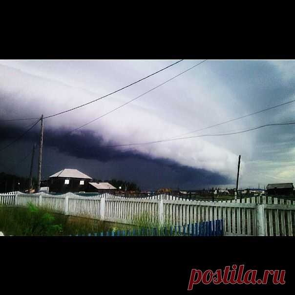 Приближение мощной грозы на Мугудай,Якутия / Социальная погода