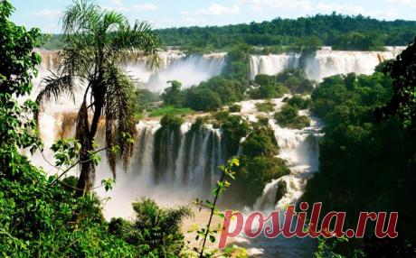 15 самых потрясающих водопадов в мире, от красоты которых замирает сердце