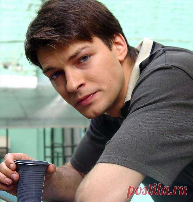 Актер Даниил Страхов впервые показал свою супругу и столкнулся с негативной реакцией | Люблю Себя