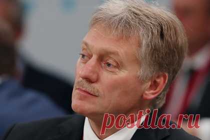 Кремль отреагировал на рекордный отток капитала из России. Причин для беспокойства из-за оттока капиталов из России нет, ситуация на мировых рынках волатильная, заявил официальный представитель Кремля Дмитрий Песков. Он добавил, что рынки все развиваются по синусоиде, а «деньги приходят и уходят». «Волатильность достаточно большая и на наших рынках тоже», — отметил Песков.