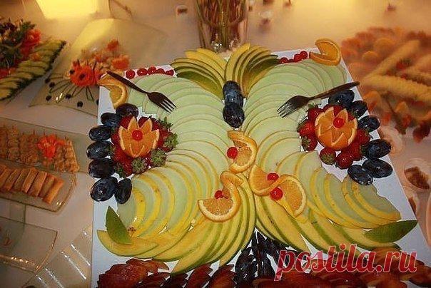 Для самых праздничных столов! Интересная подача фруктов 🍊