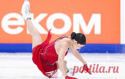 Петросян обидно за неудавшийся четверной тулуп на московском этапе Гран-при. Фигуристка выиграла четвертый этап российской серии