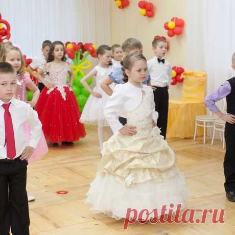 💌 Выпускные альбомы, где каждая фотография олицетворяет вашего ребенка
🤩 Персональный подход 📸 Профессиональный фотограф 💖 Доступные цены
🌍 Работаем по Санкт-Петербургу и Ленинградской обл. 📞 +7(921)580-40-01