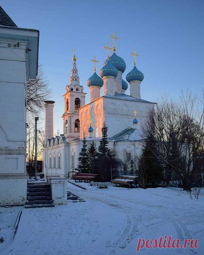 Никольская церковь, г. Пушкино, Московская область.
📷 elenamartynova2012